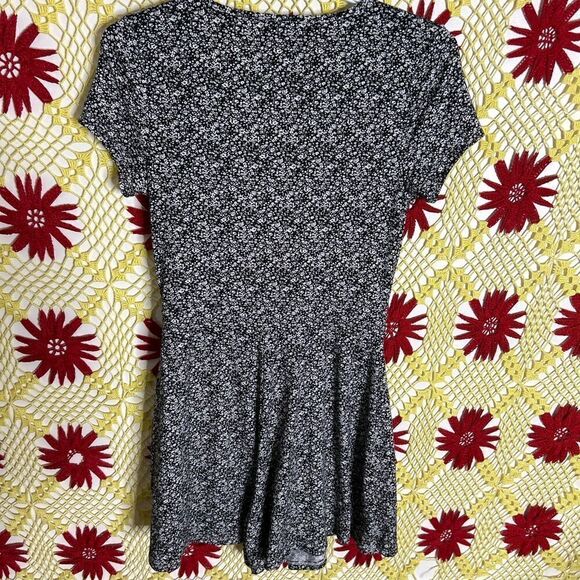 Black Forever 21 Floral Jumsuit M - Picture 5 of 13